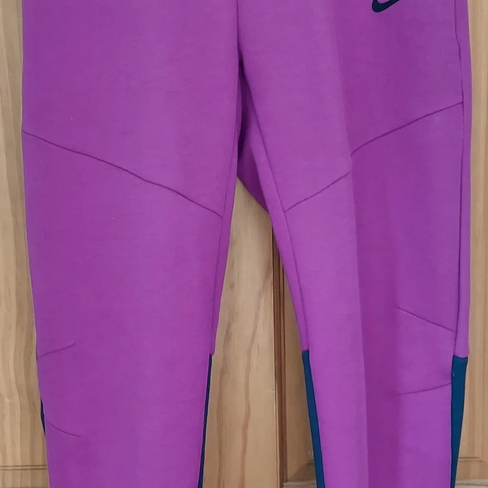 Girls Nike Purple and Blue Patchwork Joggers Youth Girls Size L NWT Streetwear